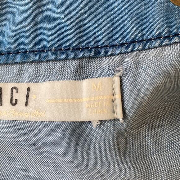 BNCI blue chambray tie front embroidered studded short sleeve boho western top M - Picture 10 of 13